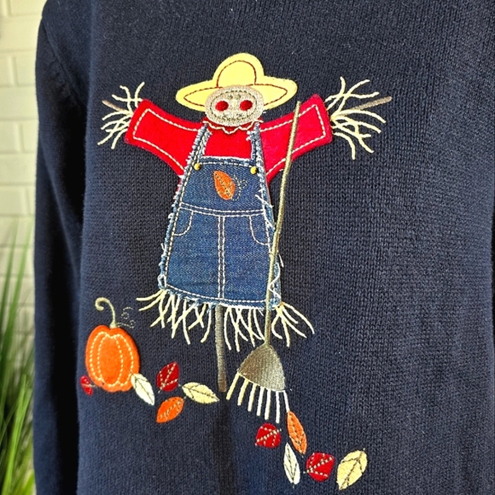 Christopher And Banks Navy Sweater with Scarecrow Embroidery Size Small - Picture 8 of 9